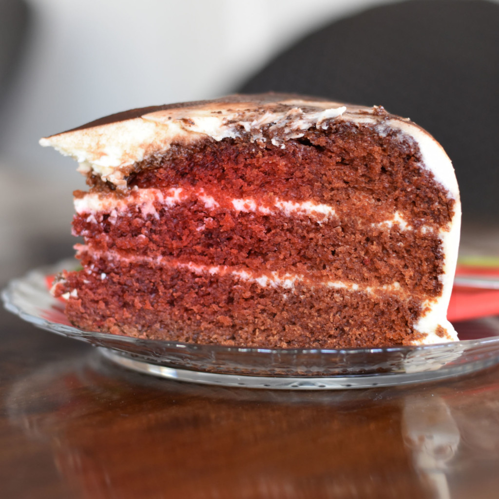 red velvet cake bij babette haarlem